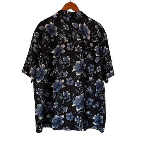 Jos. A. Bank Silk Blue Floral Tropical Camp Collar Button Down Shirt, Size XL - Picture 2 of 13